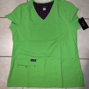 Koi basics scrub top